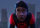Мультфильм Человек-паук: Через вселенные / Spider-Man: Into the Spider-Verse (2018) - cцена 5