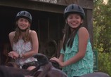 Сериал Путеводитель по семейной жизни / Growing Up Fisher (2014) - cцена 6